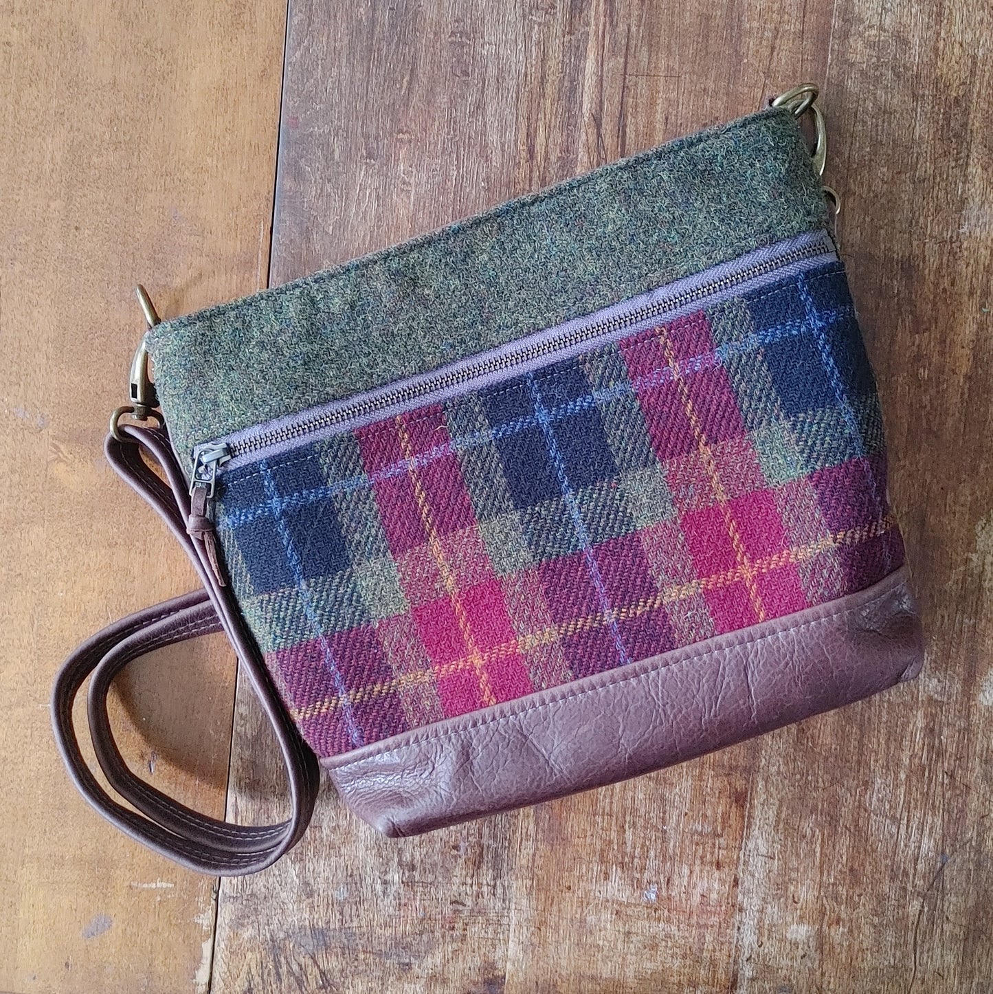 Shoulder Bag in Leather and Harris Tweed. Dark Autumn Plaid