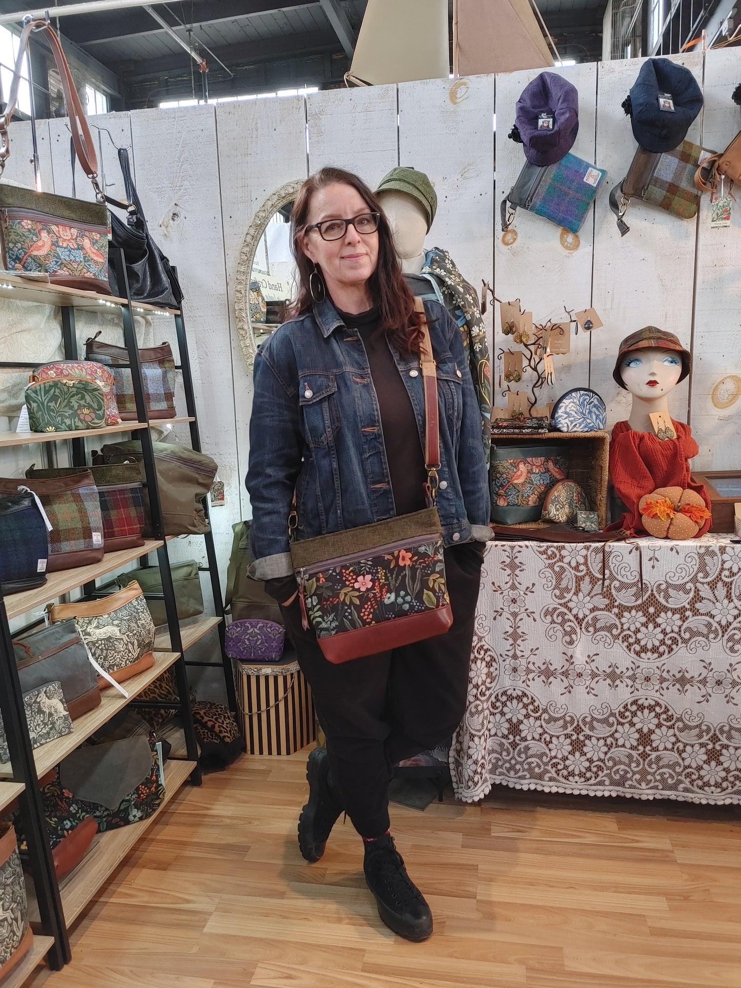 Crossbody Bag in Leather, Floral Canvas and Harris Tweed.