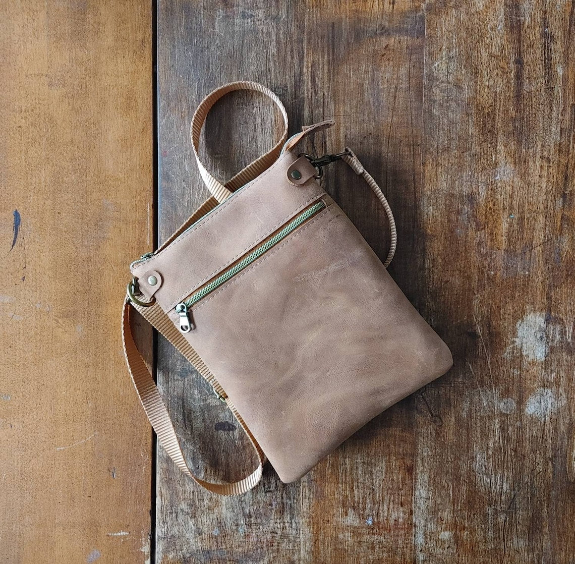 Leather Crossbody Bag with Lots of Pockets. Good for a Man Bag
