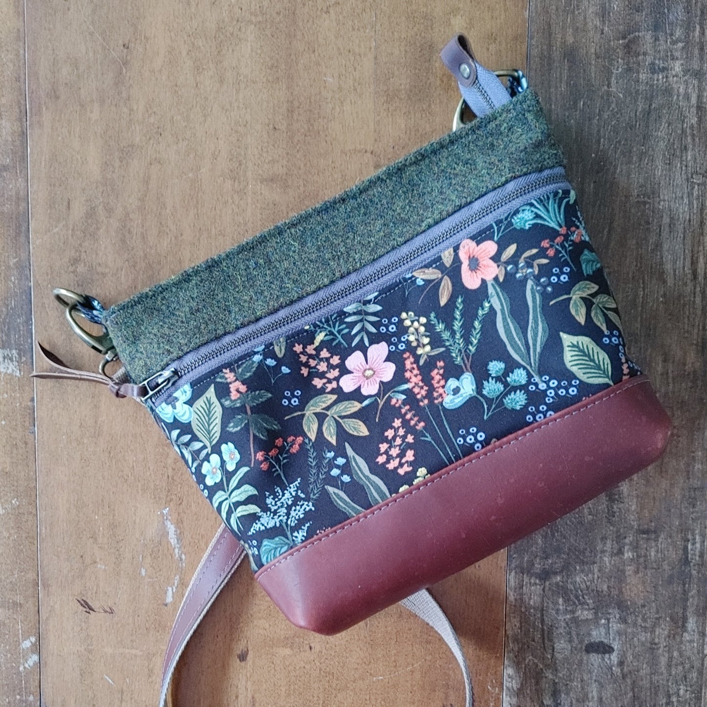 Crossbody Bag in Leather, Floral Canvas and Harris Tweed.