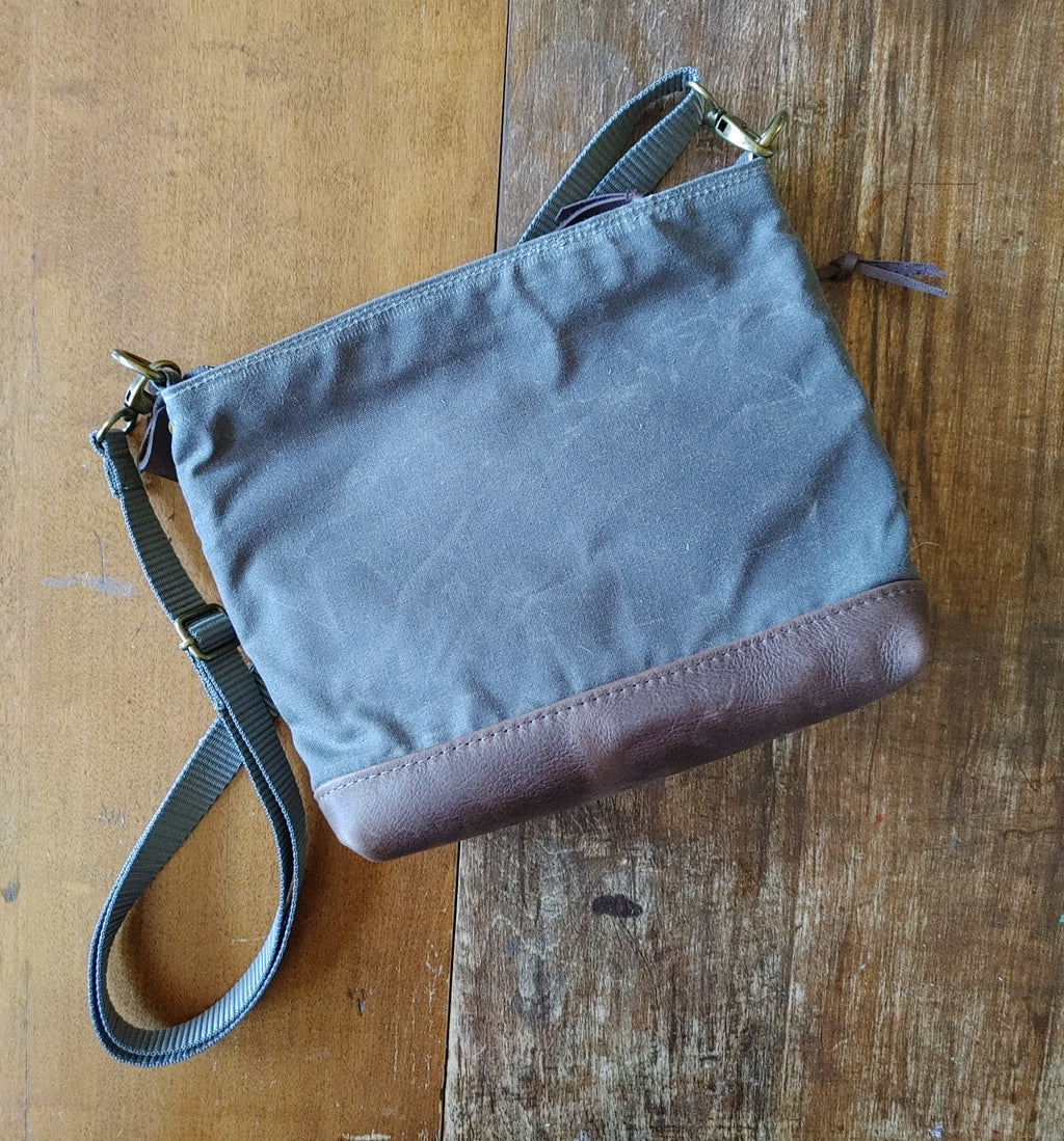 A Crossbody Star Bag in Waxed Canvas and Leather