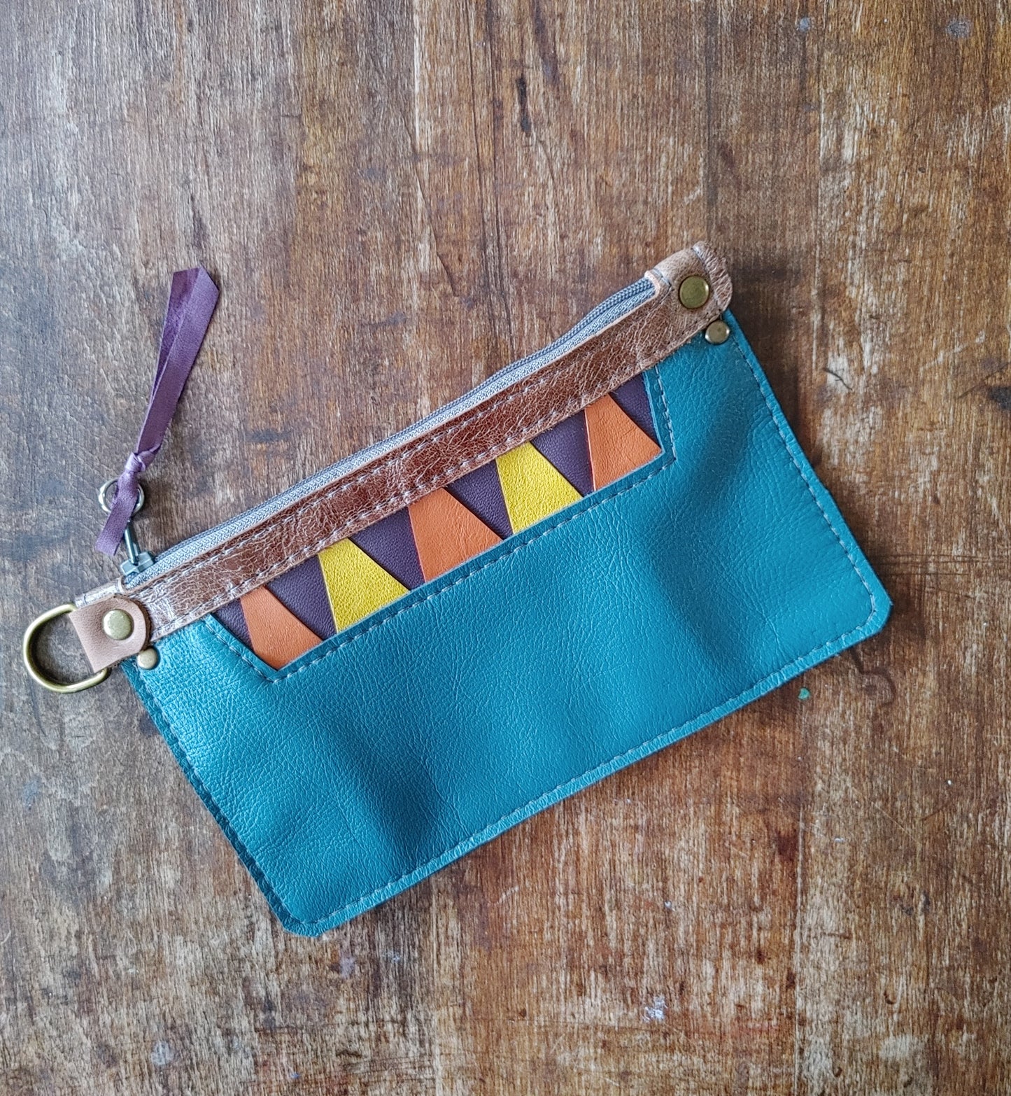 Leather Pouch Wallet. Handmade in Canada