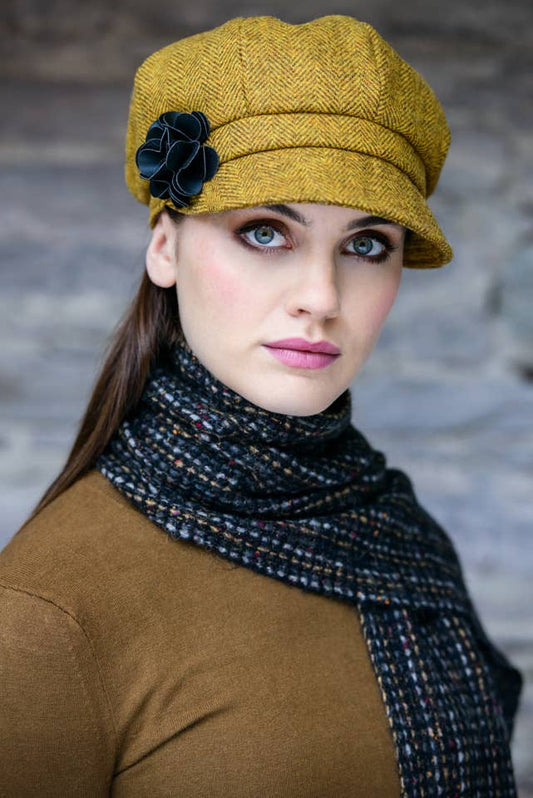 Ladies' Newsboy Cap in Mustard Tweed