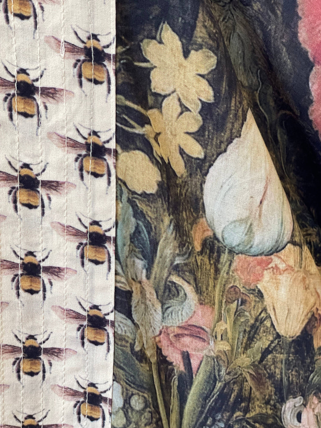 Market of Stars Duster- I Dream In Flowers Bamboo Duster  Robe with Bees