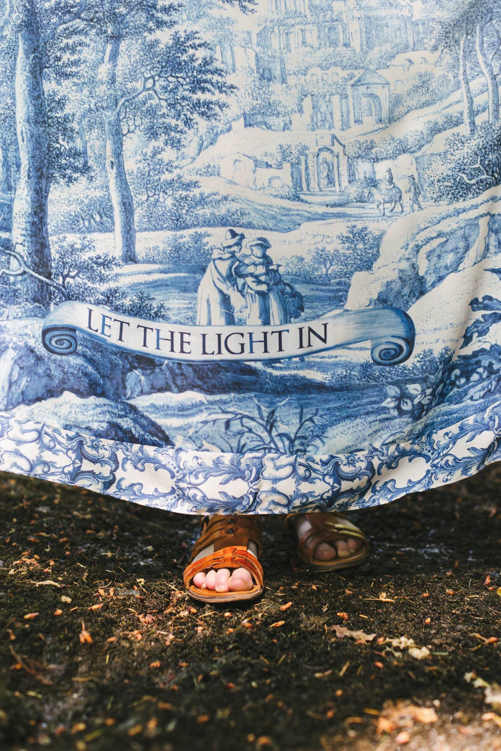 Let The Light In Bohéme Long Maxi Slip Dress w Delft Print: L/XL (fits approx. size 12-16)