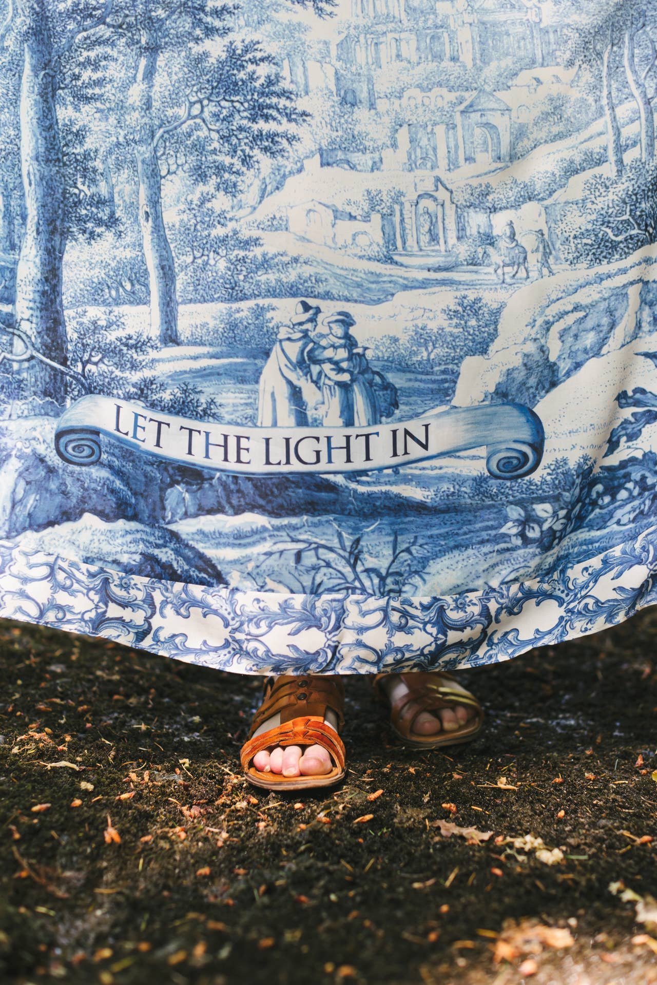 Let The Light In Bohéme Long Maxi Slip Dress w Delft Print: L/XL (fits approx. size 12-16)