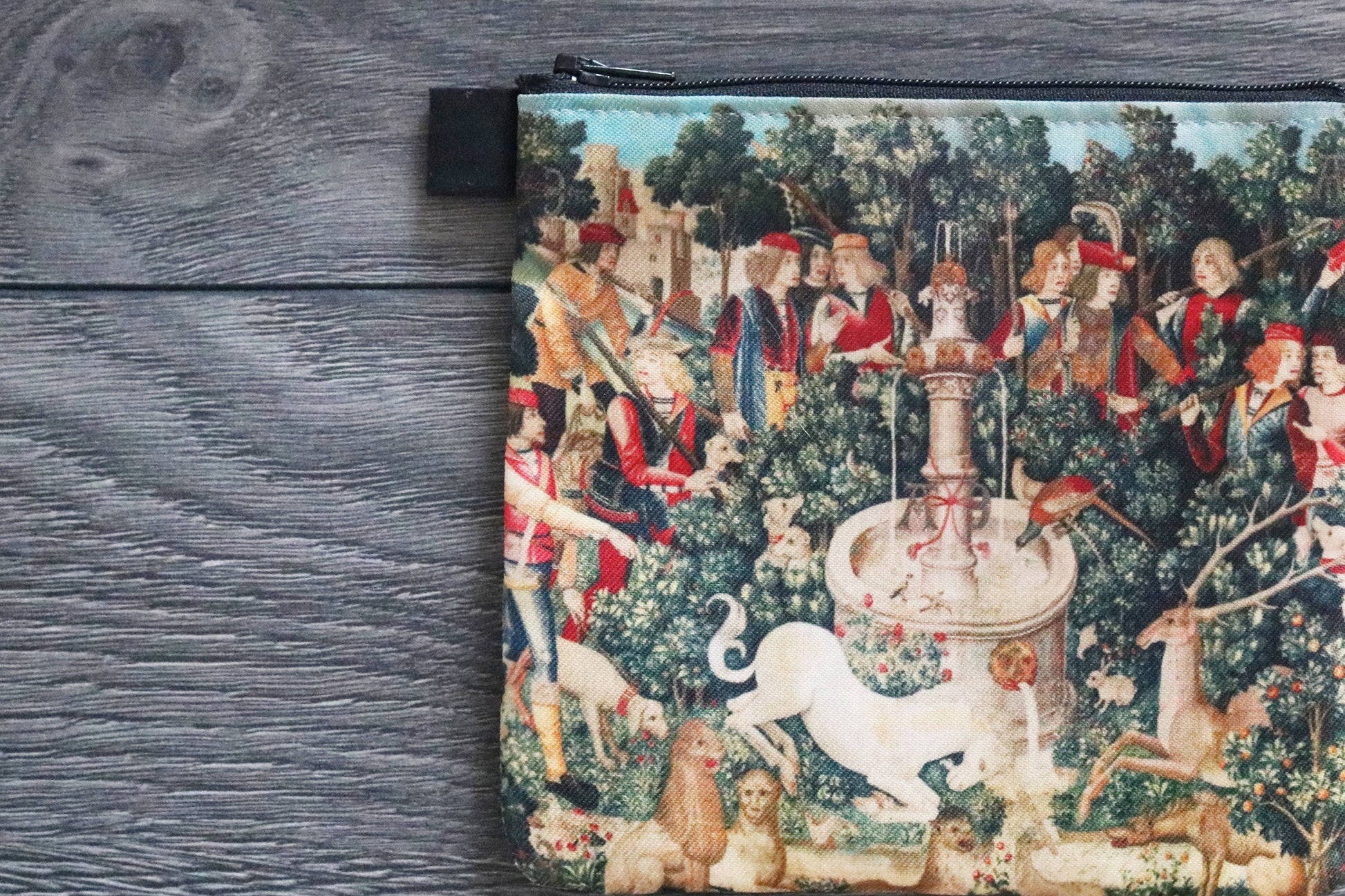 The Unicorn is Found - Twill Lined Pouch - Tapestry print