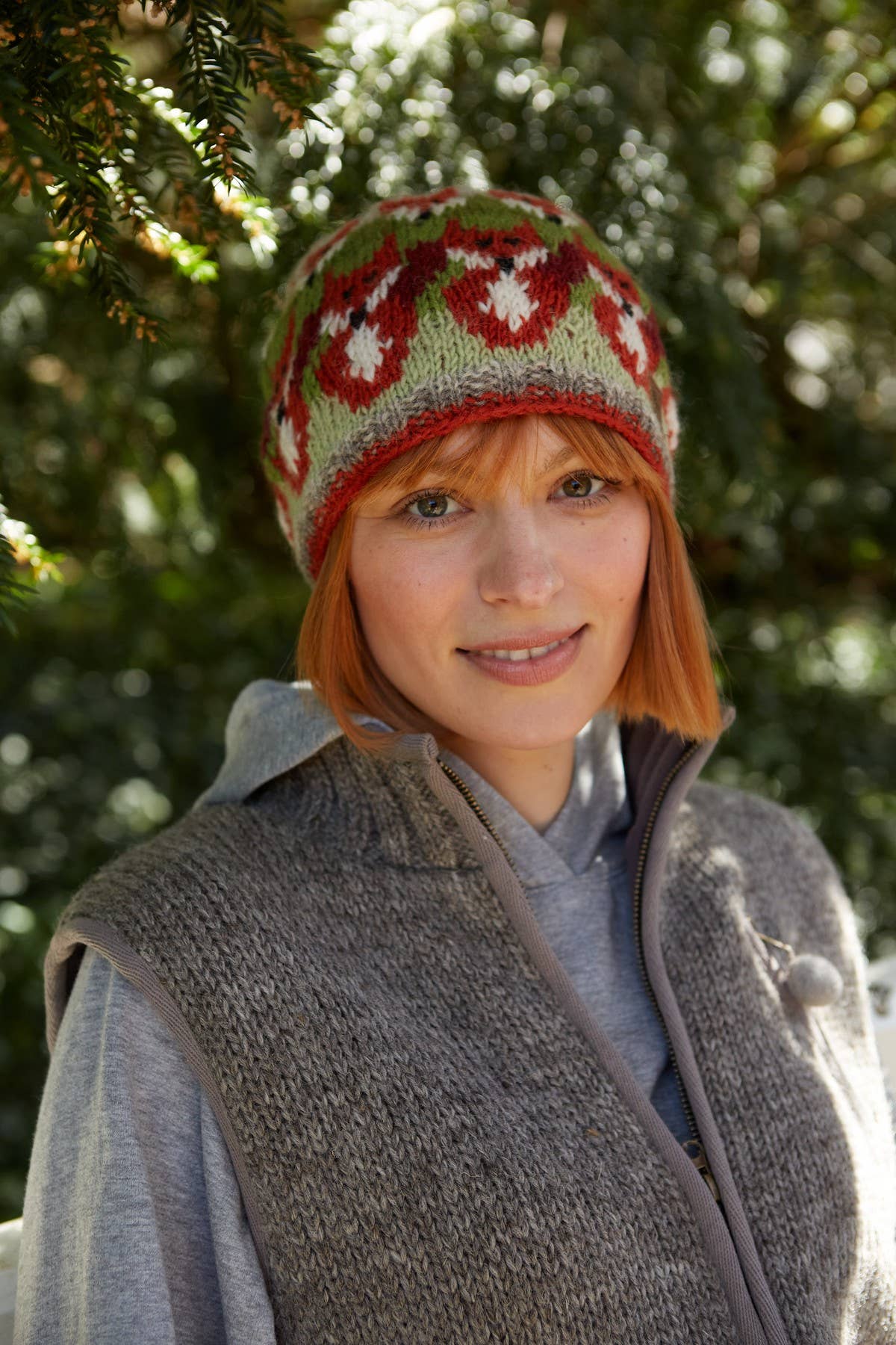 Skulking Foxes Fair Isle Wool Knit Beanie Red Orange: One Colour