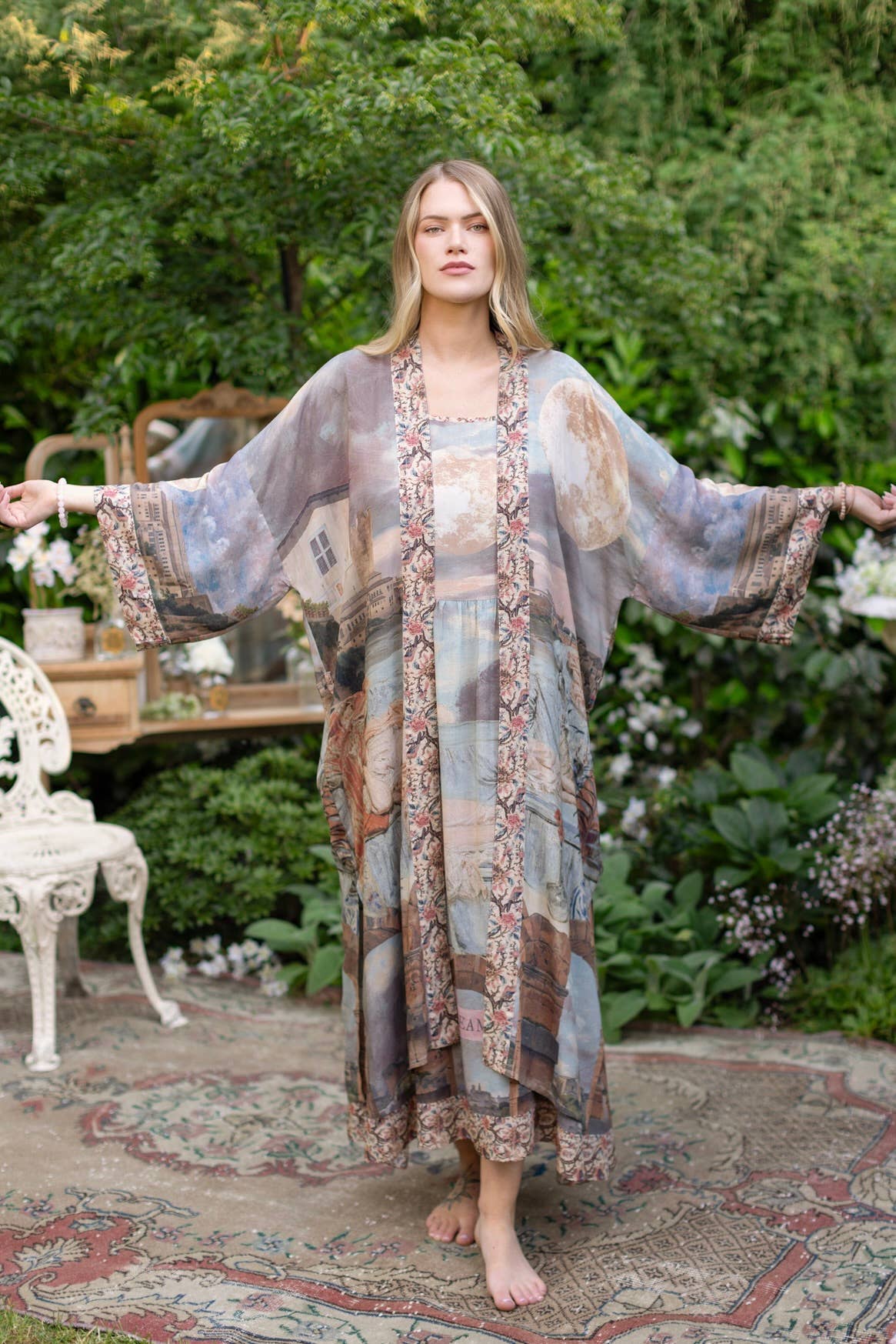 Imaginarium Opera Duster Kimono Robe w/ Moon, Dreamer