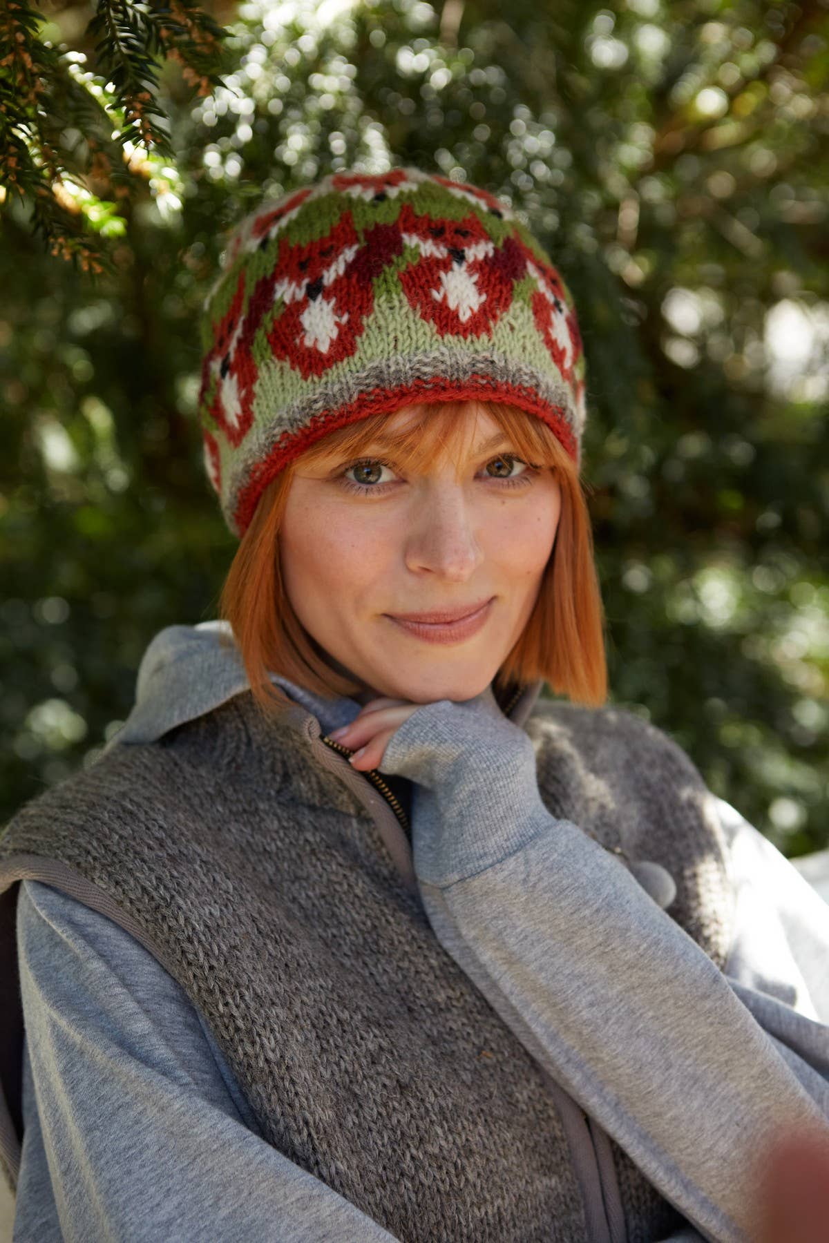 Skulking Foxes Fair Isle Wool Knit Beanie Red Orange: One Colour