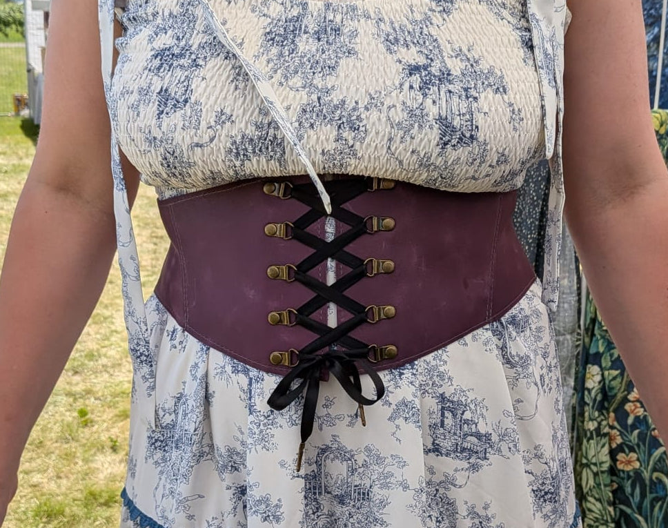 Custom Curvy Leather Corset Belt in Purple