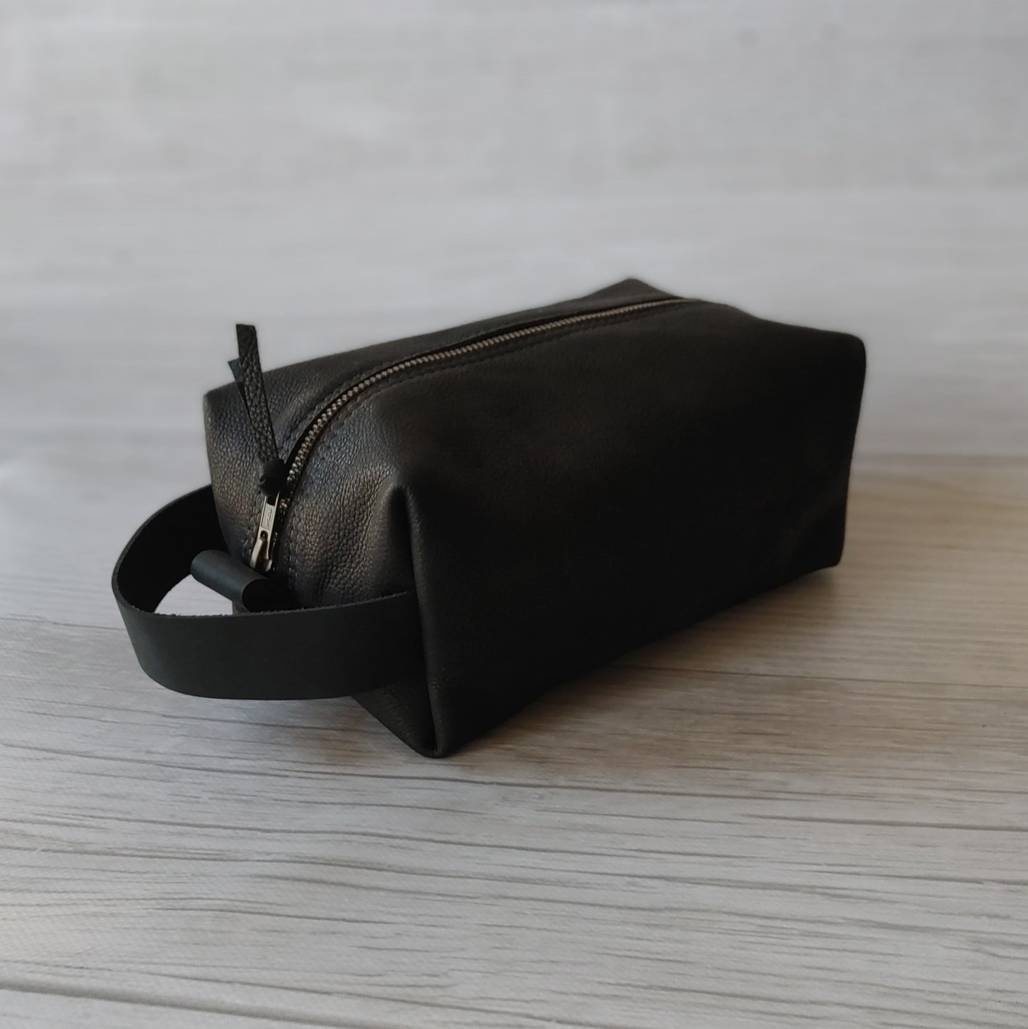 Shaving Kit, Dopp Kit, Travel Bag, Wash Bag, Zippered Ditty Bag, Makeup Bag. Handmade in Canada