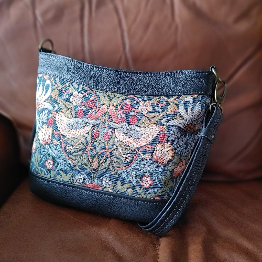 Sway Handbag in Leather and Strawberry Thief