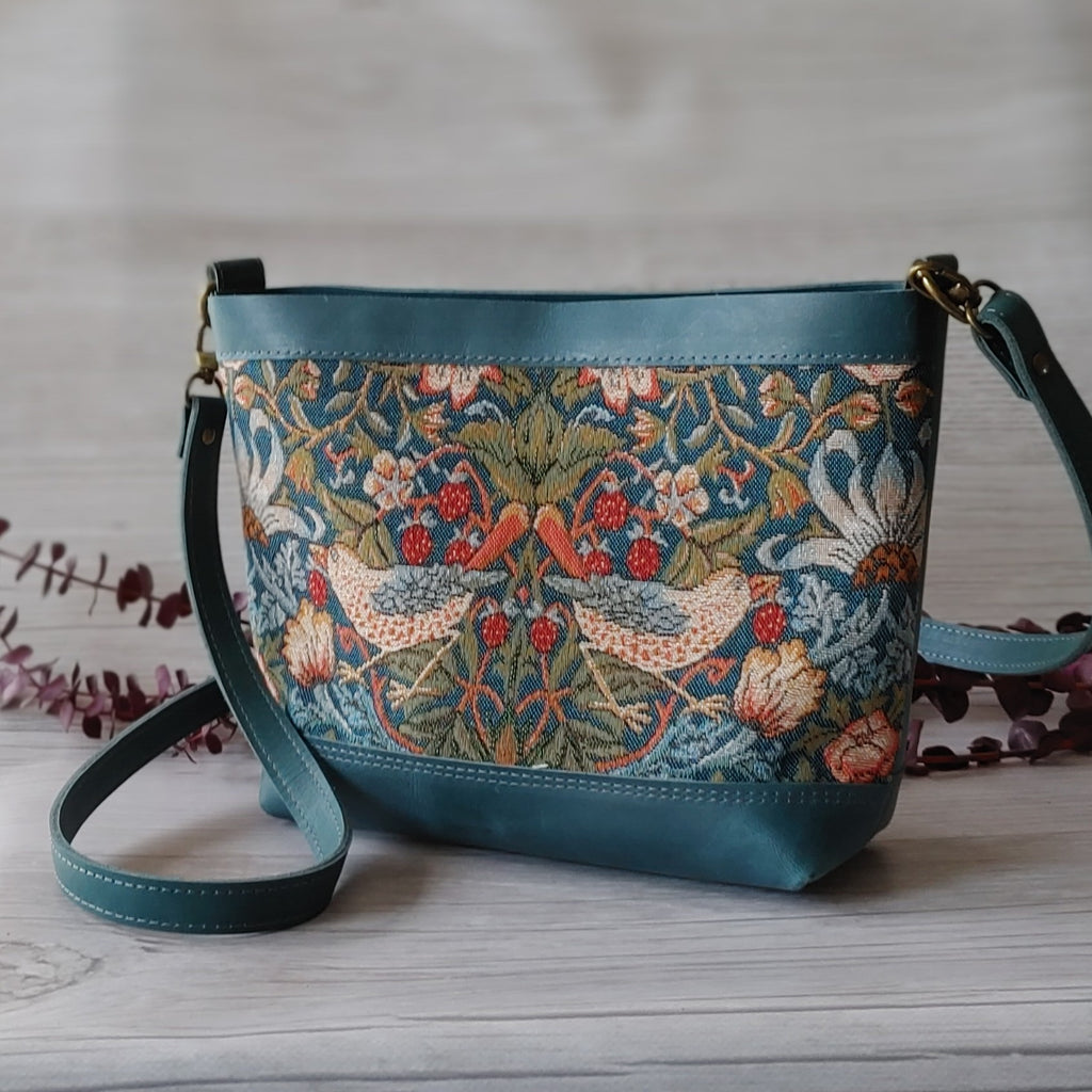 Handbag in leather with panel of Strawberry Thief by William Morris tapestry. Made in Canada by Plumage Studio Accessories