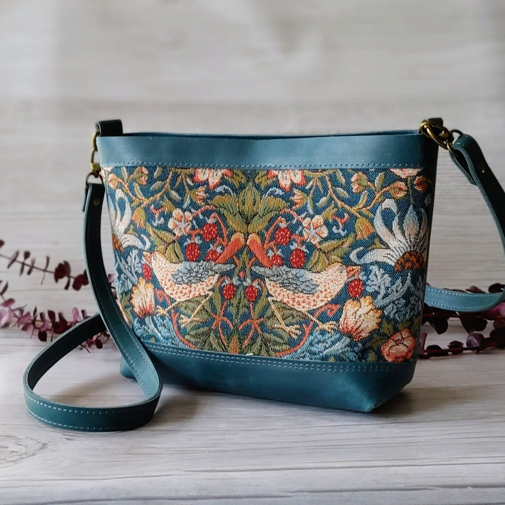 Handbag in leather with panel of Strawberry Thief by William Morris tapestry. Made in Canada by Plumage Studio Accessories
